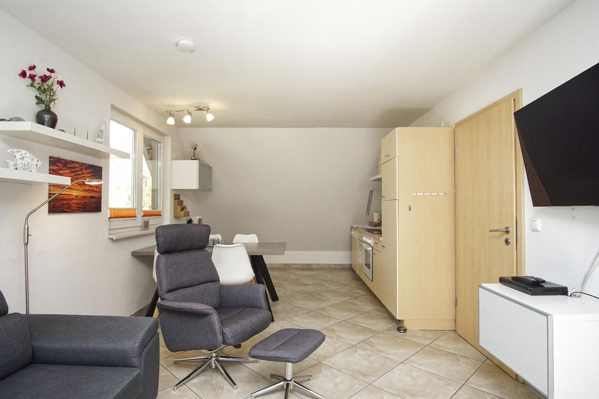 Moderne Fewo Nr 4 Mit Balkon, Sauna Im Haus, Garten - Ferienwohnungen Am Wald Klein Gelm Exteriör bild